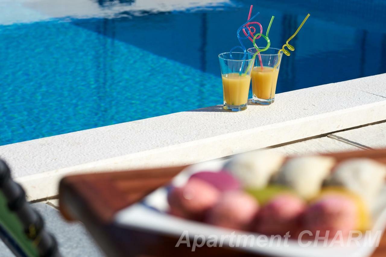 Luxury Apartment Charm With Pool Trogir Exterior foto
